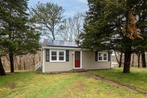 1 Quashnet Rd, Mashpee, MA 02649 photo 1