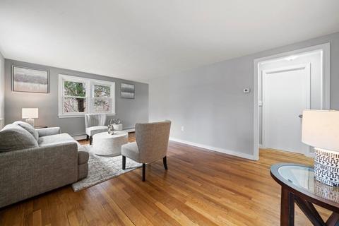1 Quashnet Rd, Mashpee, MA 02649 photo 5