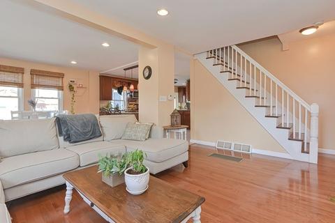 65 Pine St, Franklin, MA 02038 photo 13