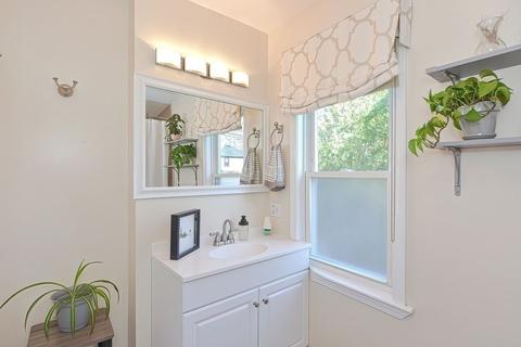 65 Pine St, Franklin, MA 02038 photo 18