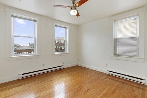 12 Middle St #1, Gloucester, MA 01930 photo 8