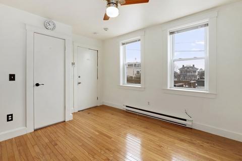 12 Middle St #1, Gloucester, MA 01930 photo 7