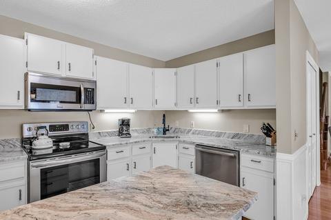 104 Johnson Rd #405, Chicopee, MA 01022 photo 1