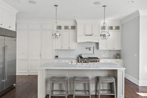 148 Edgewater Dr, Needham, MA 02492 photo 3