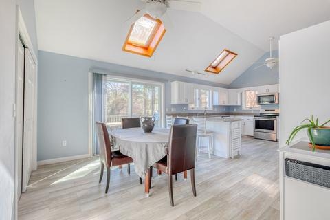 84 Glen Ave, Upton, MA 01568 photo 17