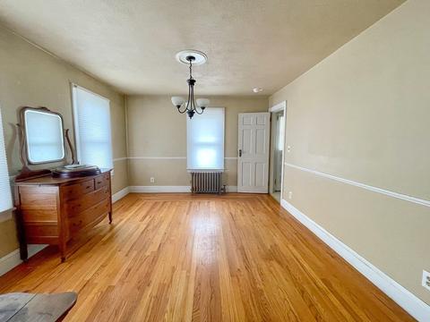 66 Windemere St, Springfield, MA 01104 photo 5