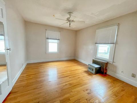 66 Windemere St, Springfield, MA 01104 photo 9