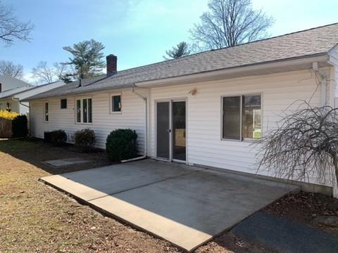 141 Bridle Path Rd, Springfield, MA 01118 photo 5
