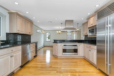 361 Charles St, Reading, MA 01867 photo 11