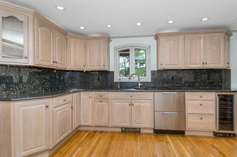 361 Charles St, Reading, MA 01867 photo 12
