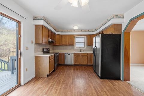 126 Brooks # b, Worcester, MA 01606 photo 7