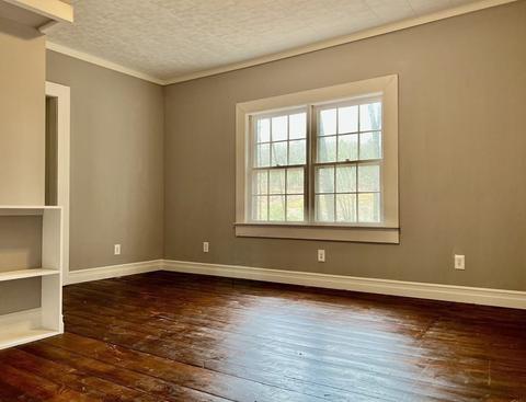 39 Winter St, Orange, MA 01364 photo 10