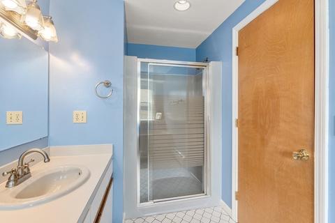 7 Stonegate Ln, Worcester, MA 01605 photo 9
