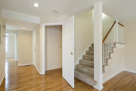 12 Blithewood Ter, Worcester, MA 01604 photo 17