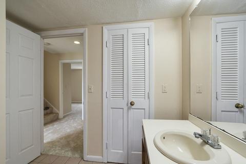 12 Blithewood Ter, Worcester, MA 01604 photo 35