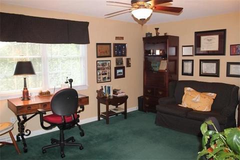 90 W Colonial Rd, Springfield, MA 01129 photo 22
