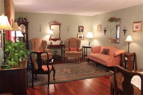 90 W Colonial Rd, Springfield, MA 01129 photo 8