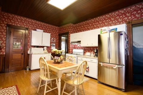 169 Florida St, Springfield, MA 01109 photo 12