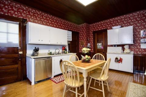 169 Florida St, Springfield, MA 01109 photo 13