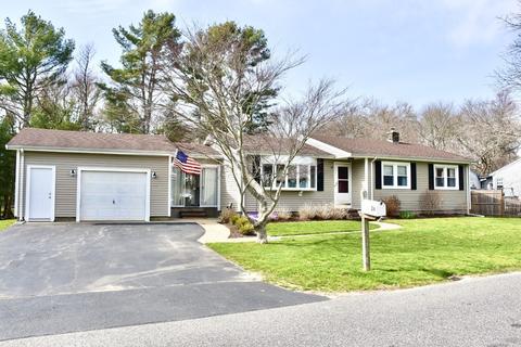 28 Babbitt St, Fairhaven, MA 02719 photo 1