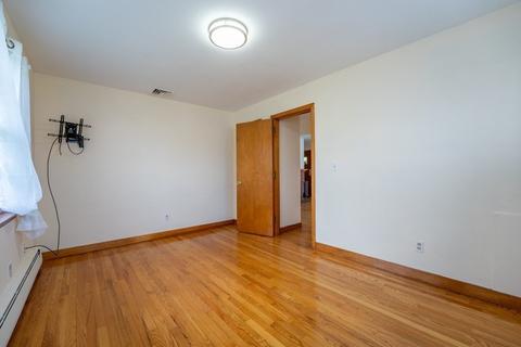 189 Wheeler Ave, Springfield, MA 01118 photo 16