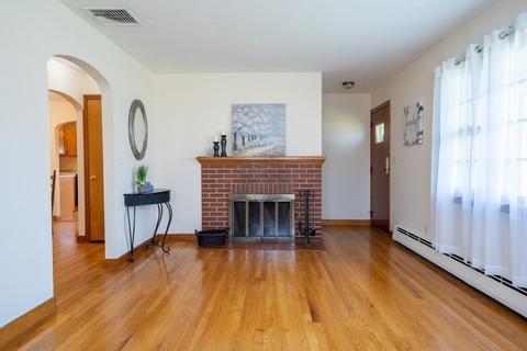 189 Wheeler Ave, Springfield, MA 01118 photo 9