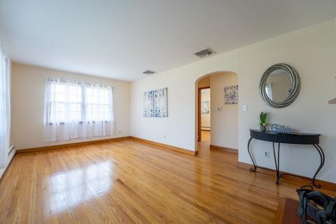 189 Wheeler Ave, Springfield, MA 01118 photo 4