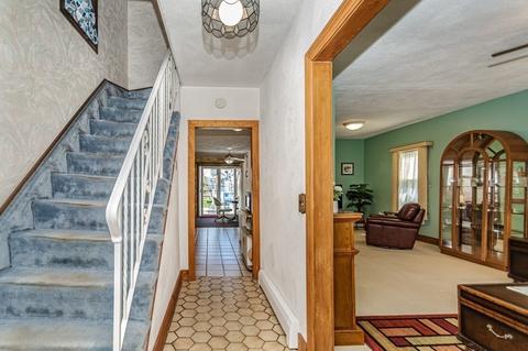 31 Pleasant View Ave, Everett, MA 02149 photo 6