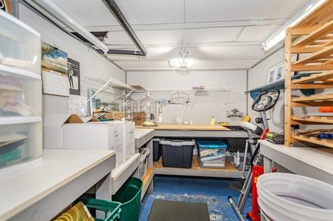 31 Pleasant View Ave, Everett, MA 02149 photo 18
