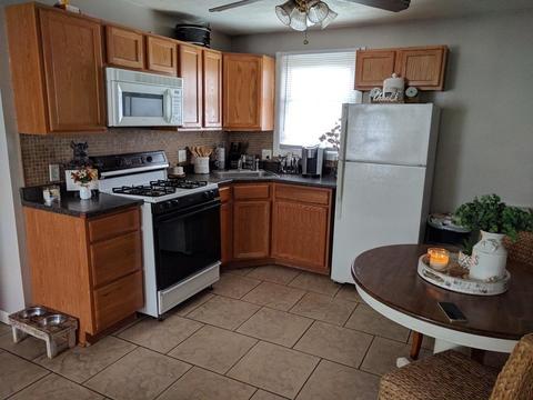 326 Goodwin St, Springfield, MA 01151 photo 3
