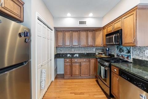 518 E 8th St, Boston, MA 02127 photo 20