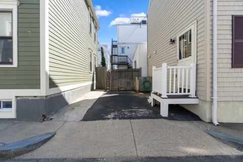 518 E 8th St, Boston, MA 02127 photo 3