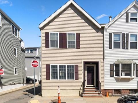 518 E 8th St, Boston, MA 02127 photo 4