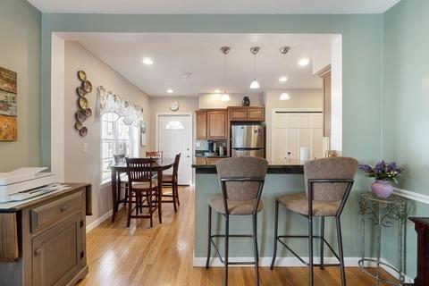 518 E 8th St, Boston, MA 02127 photo 13
