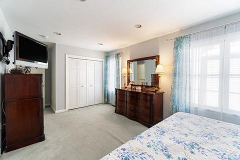 518 E 8th St, Boston, MA 02127 photo 25