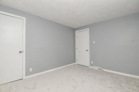 222 Cabinet St, Springfield, MA 01129 photo 23