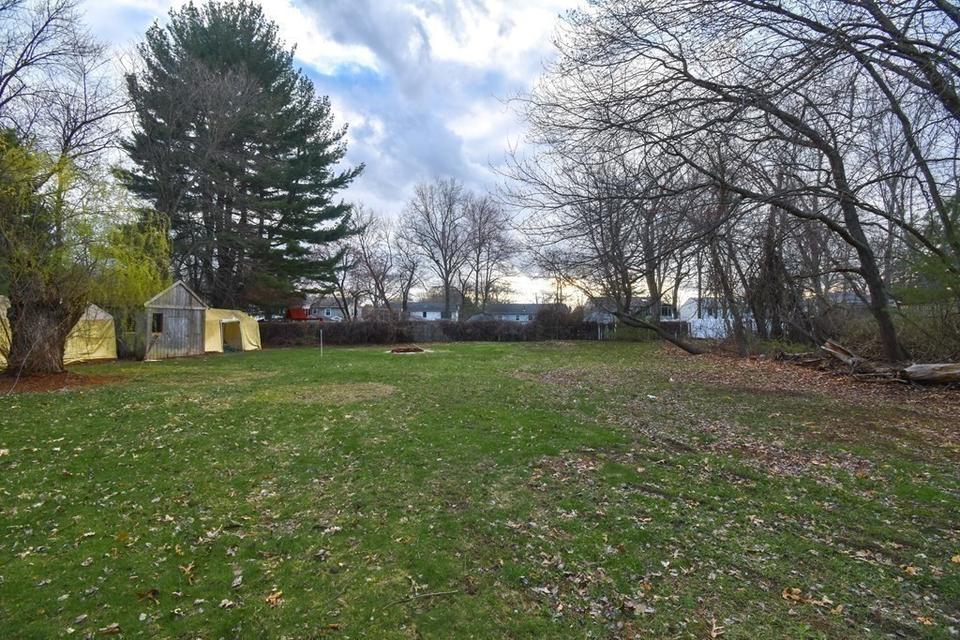  222 Cabinet St, Springfield, MA 01129 photo 31