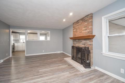 222 Cabinet St, Springfield, MA 01129 photo 13