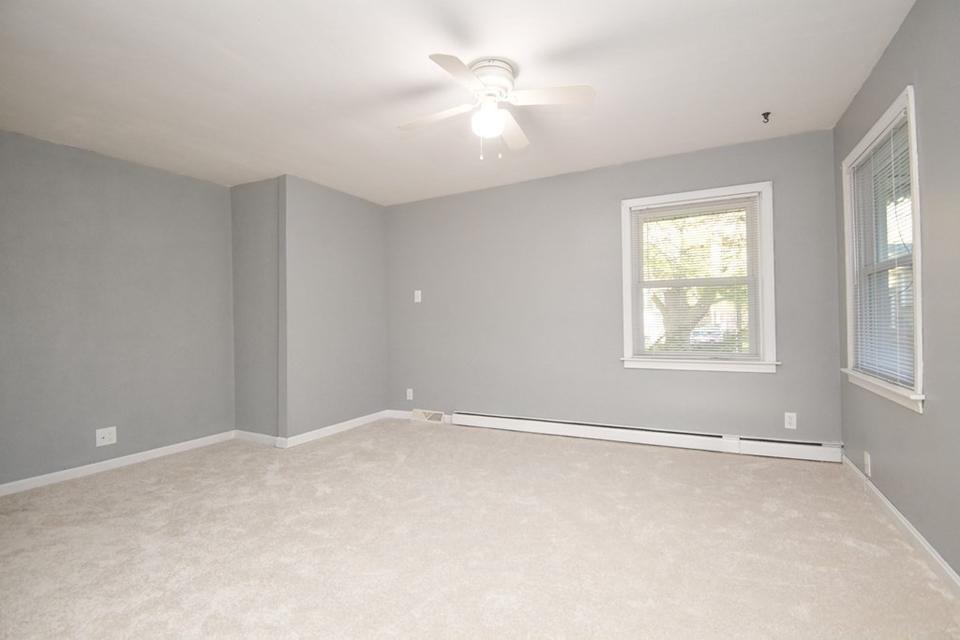  222 Cabinet St, Springfield, MA 01129 photo 15