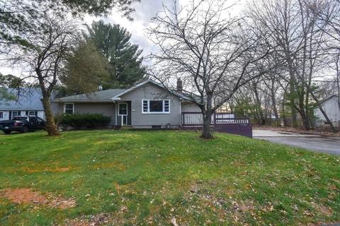222 Cabinet St, Springfield, MA 01129 photo 2
