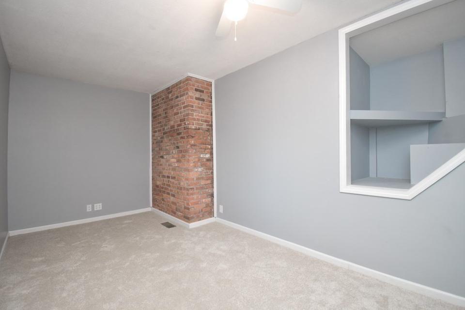  222 Cabinet St, Springfield, MA 01129 photo 24