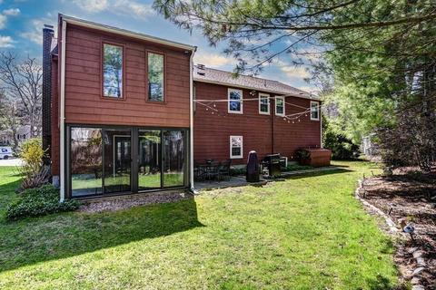 96 Canterbury Ln, Needham, MA 02492 photo 37