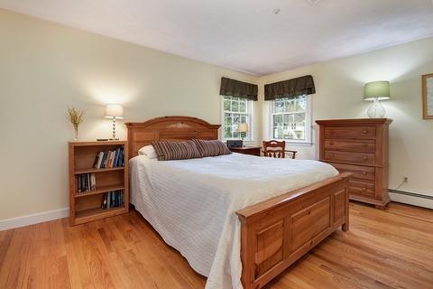 96 Canterbury Ln, Needham, MA 02492 photo 22