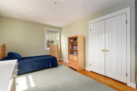 96 Canterbury Ln, Needham, MA 02492 photo 18