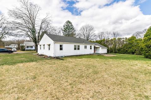 145 Devens St, Springfield, MA 01151 photo 34