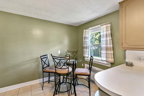 145 Devens St, Springfield, MA 01151 photo 7