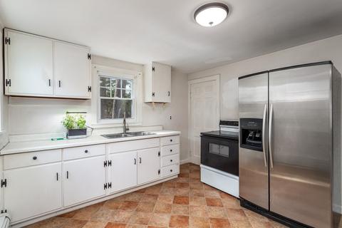 5 Mcdowell St, Ayer, MA 01432 photo 3