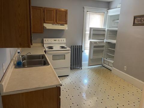 15 Pine St, West Springfield, MA 01089 photo 10