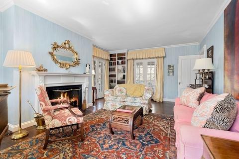 82 West, Beverly, MA 01915 photo 5