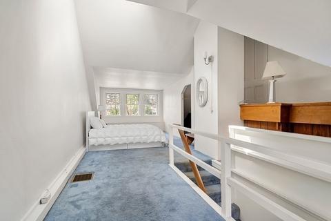 82 West, Beverly, MA 01915 photo 29